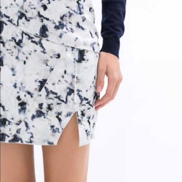 Zara Neoprene Printed Skirt Size L - Picture 3 of 6